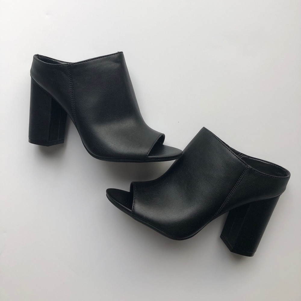 Bar III Matilda’s Black peeptoe mule